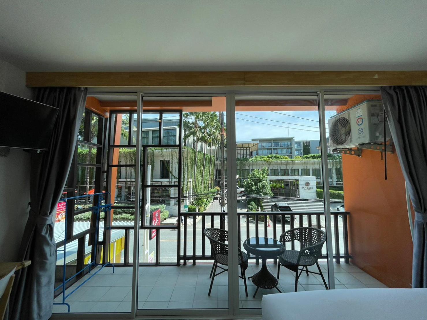 Dwell Phuket Airport Hotel At Naiyang Nai Yang Exterior foto