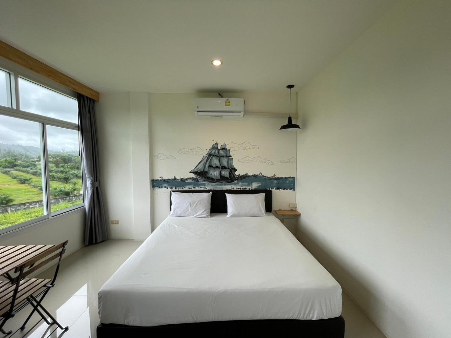 Dwell Phuket Airport Hotel At Naiyang Nai Yang Exterior foto