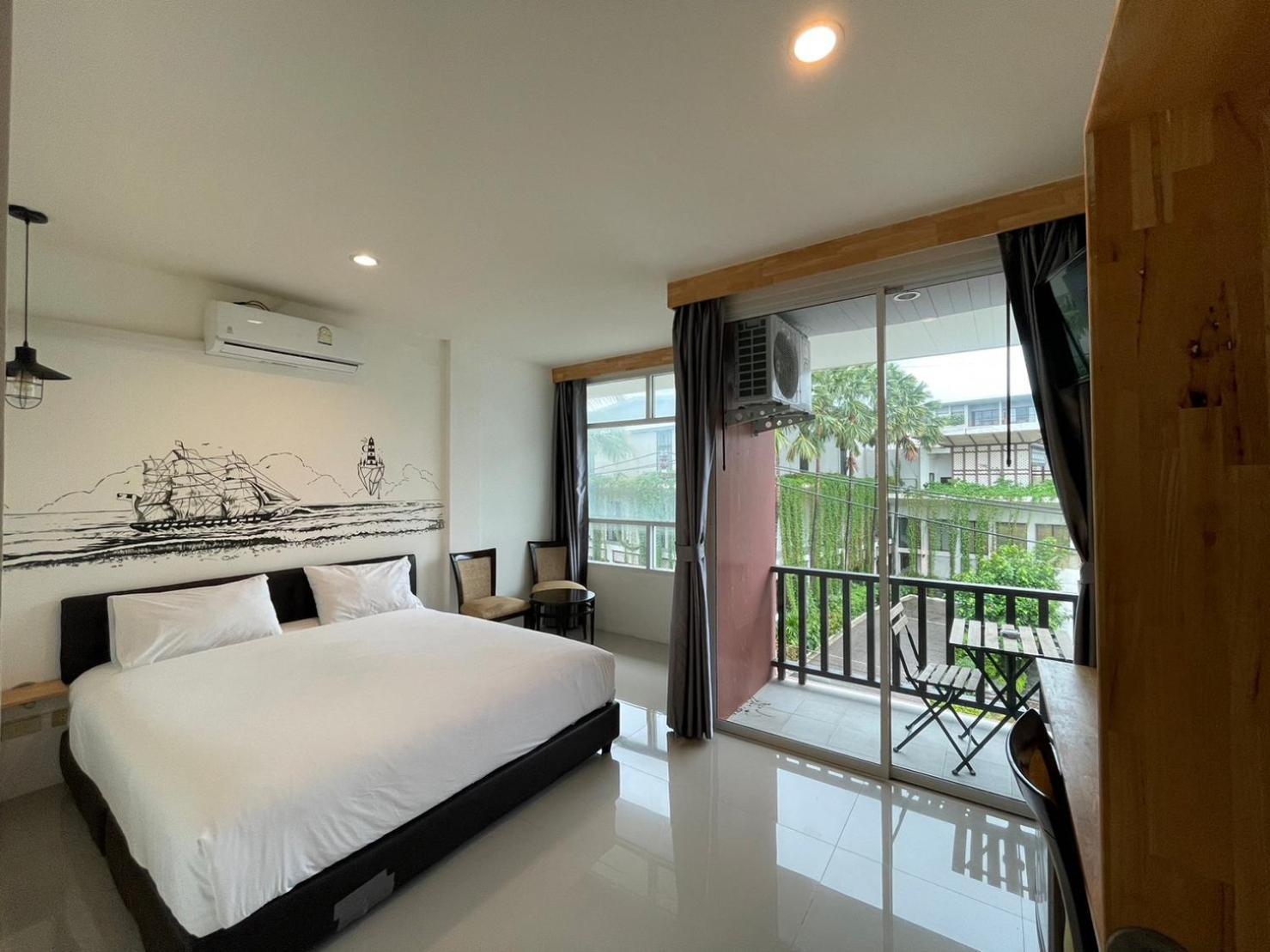 Dwell Phuket Airport Hotel At Naiyang Nai Yang Exterior foto