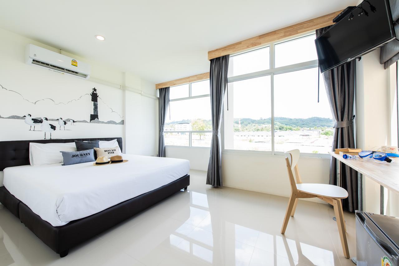 Dwell Phuket Airport Hotel At Naiyang Nai Yang Exterior foto