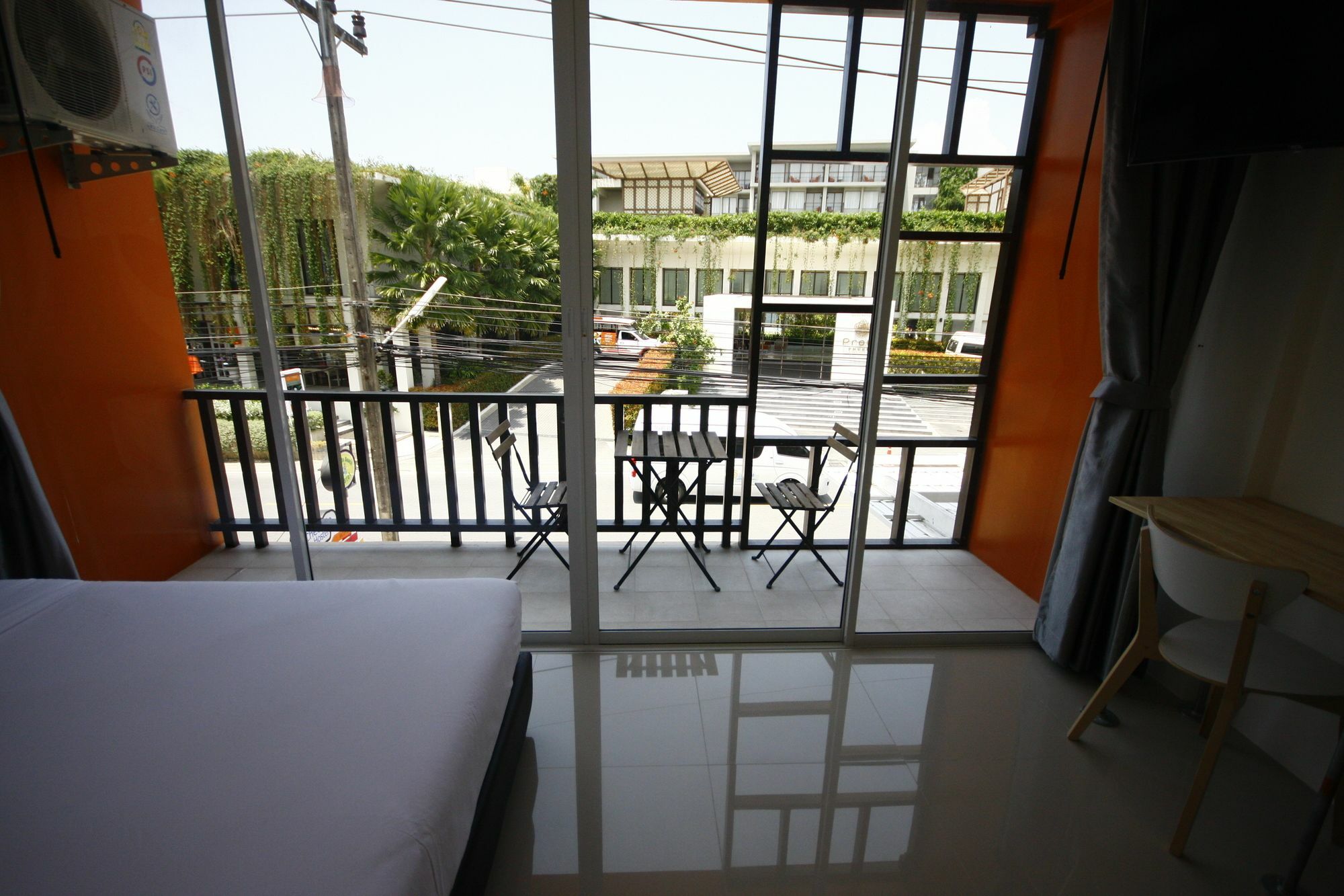 Dwell Phuket Airport Hotel At Naiyang Nai Yang Exterior foto